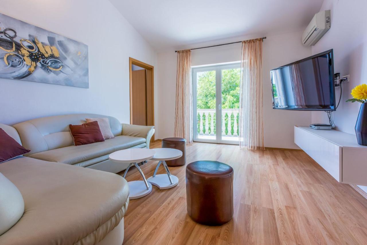 Apartments Barbara 2 Jadranovo Dış mekan fotoğraf